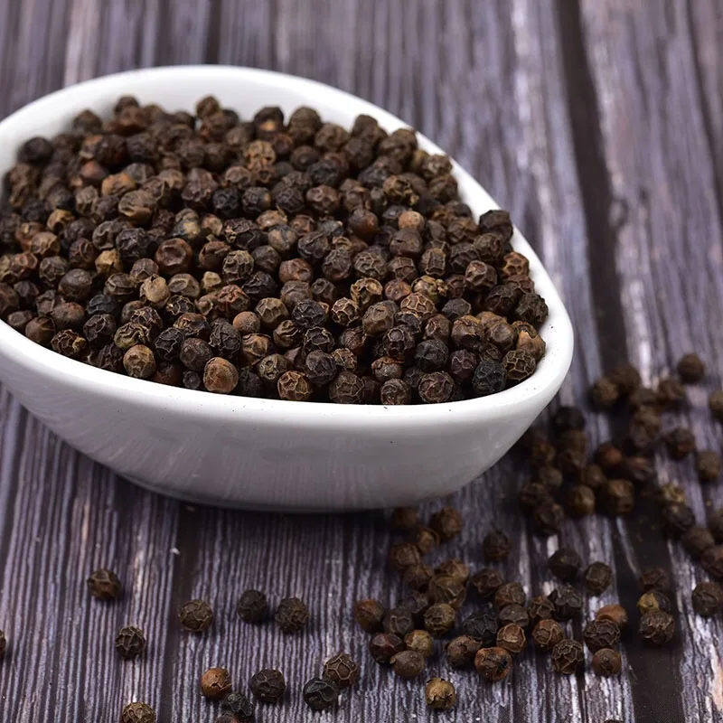 Guangxi organic spicy black pepper batch price the most preferential natural Vietnamese pepper hot dry black pepper