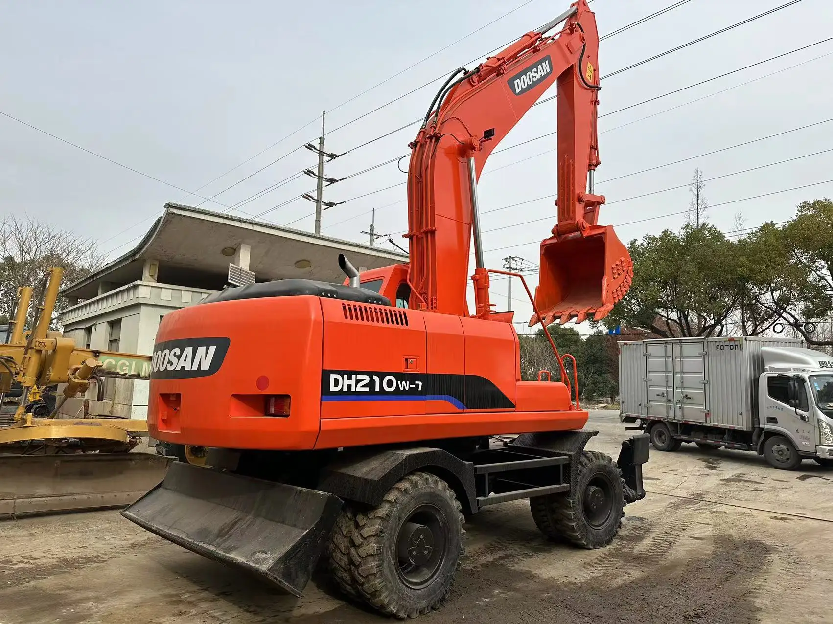 21 тонный использованный DOOSAN DH210W-7 DH215-7 DH215-9 колесный экскаватор с передовыми интеллектуальными технологиями управления
