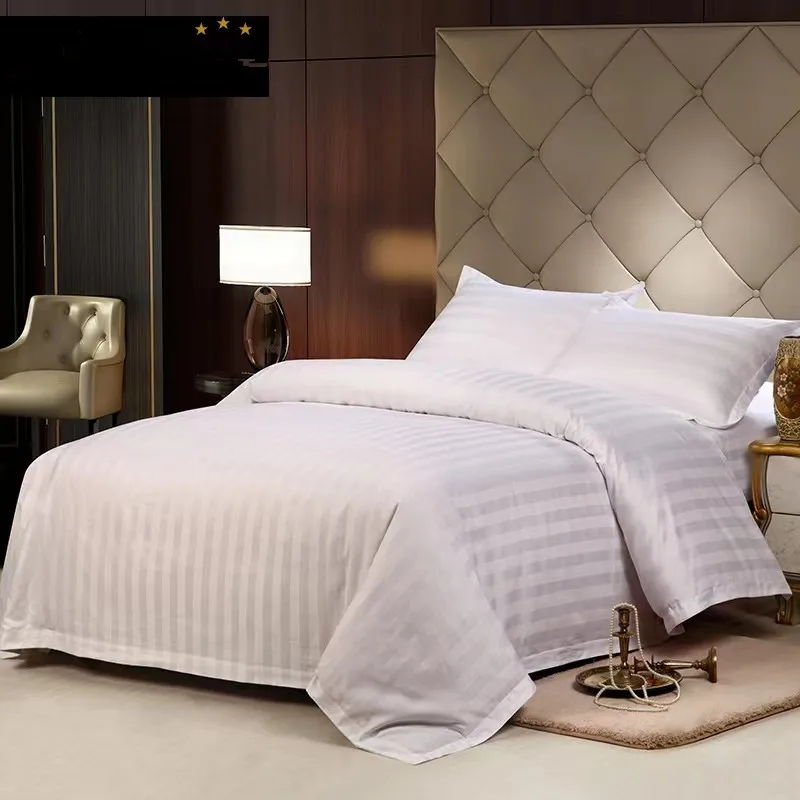 Luxury Customized King Size Queen Size Hotel Bedding Sheet 60*40 3 Stripe Duvet Cover Set Bedding Set