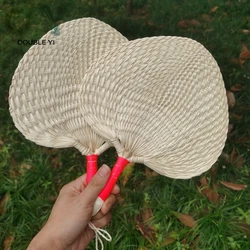 Custom Pu fan handmade old-fashioned Chinese style retro straw hand-cranked baby mosquito repellent fan bamboo leaf banana fan
