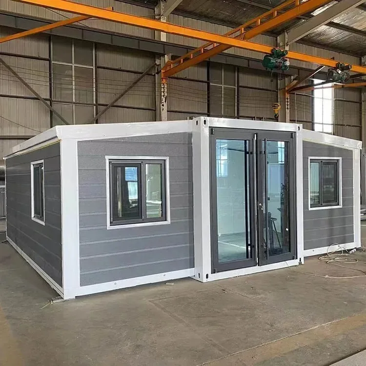 China  Wholesale Customized Plans 40ft Foldable Modular Home Expandable Shipping Container House with Woodgrain Wall Panels