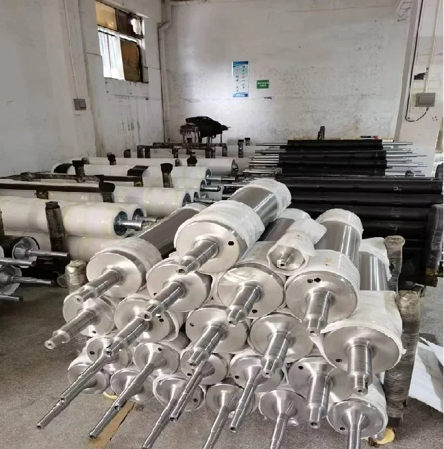 Low Resistance Stainless Steel Machining Shafts Main Drive Rollers For Custom Equipment