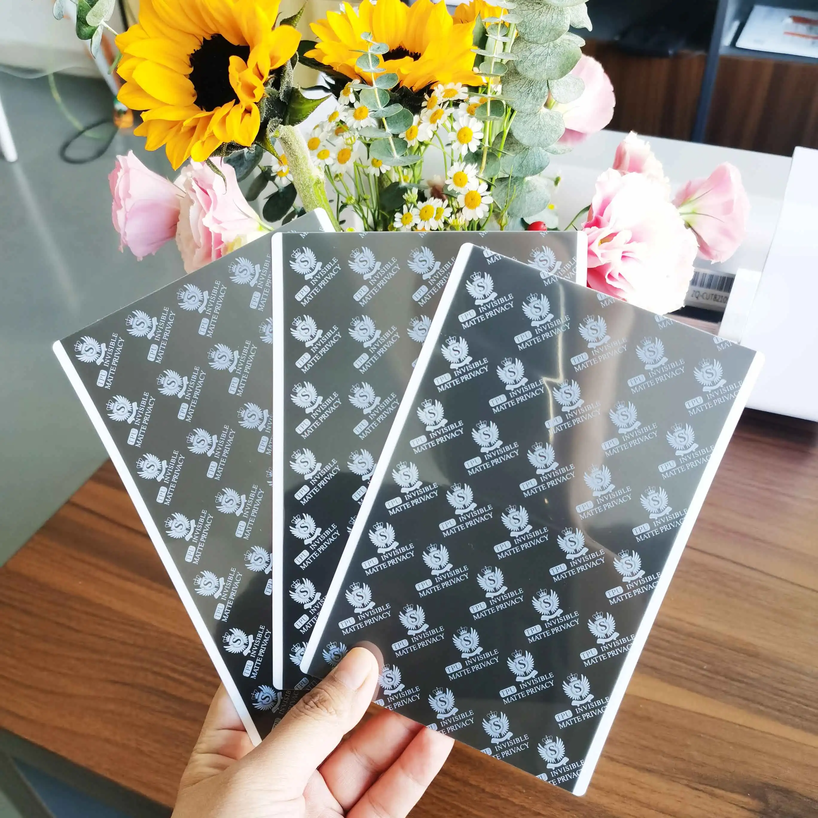 2022 NEW Anti-shock privacy screen protector tpu soft screen protector cell phone film cutter plotter Support All the models