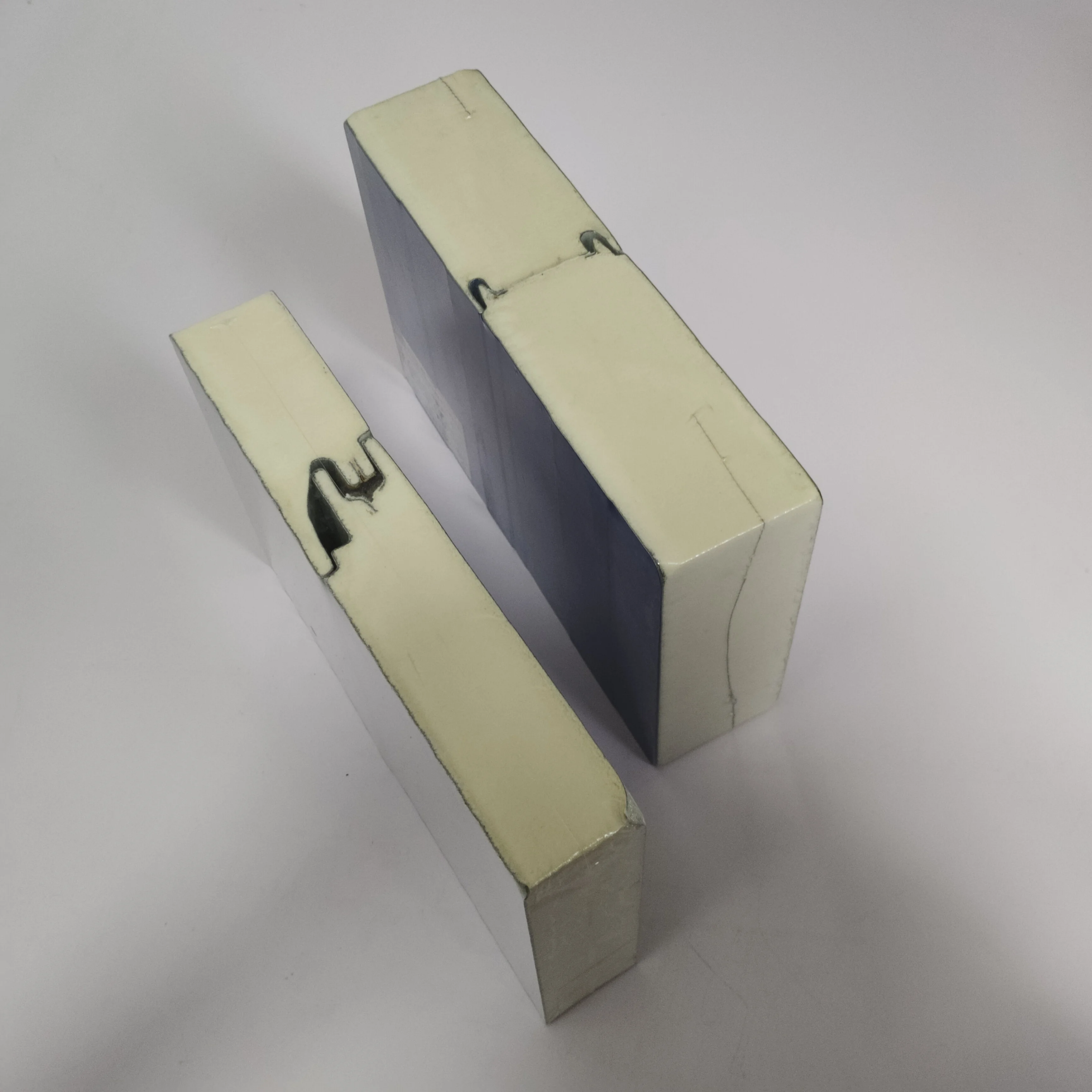 PNS PIR PU exterior wall sandwich panel  ppgi  steel  seamless metal roofing with low price