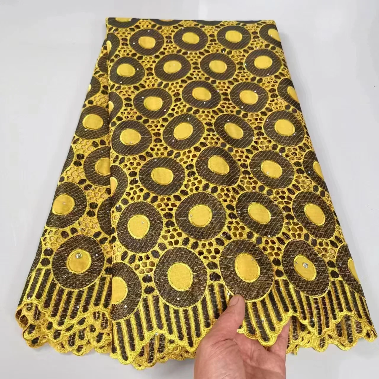 Nigerian lace 100% cotton material for wedding fabric embroidery swiss lace fabric tissu africain voile suisse coton dentelle