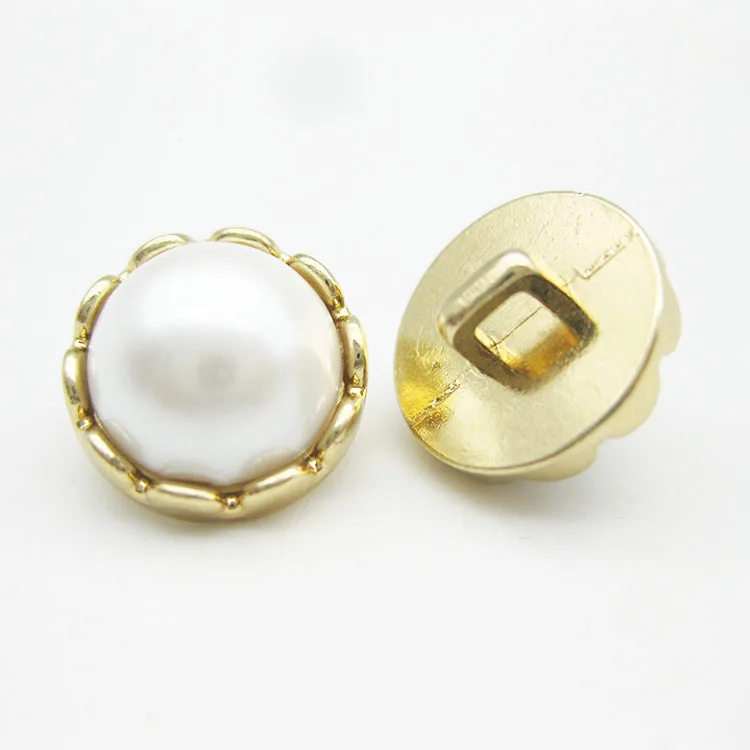 
custom fancy high quality garment shank pearl buttons for clothes 