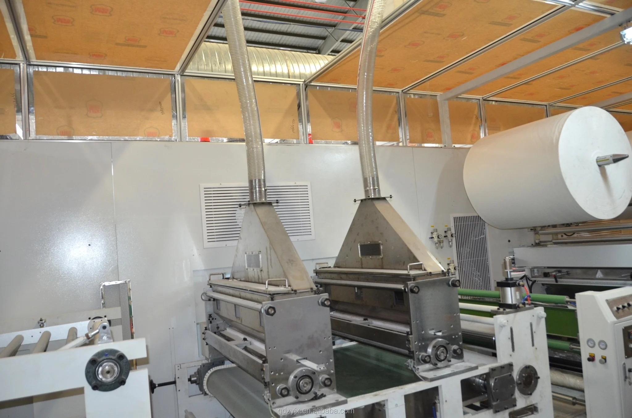 1200mm Full Automatic sap sheet diaper core online lamination Making Machine