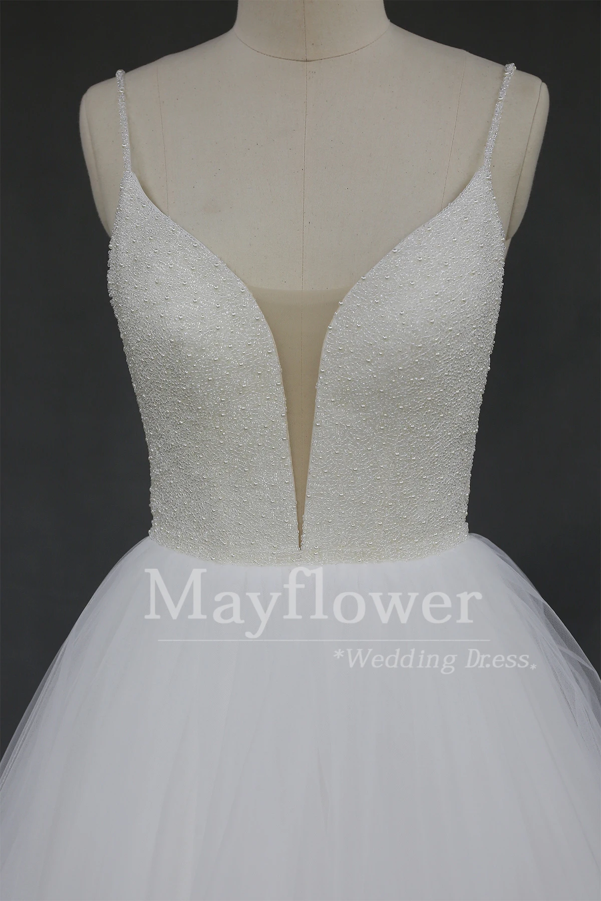 Top quality plunge neckline bridal gown wholesale crystal wedding dress low back