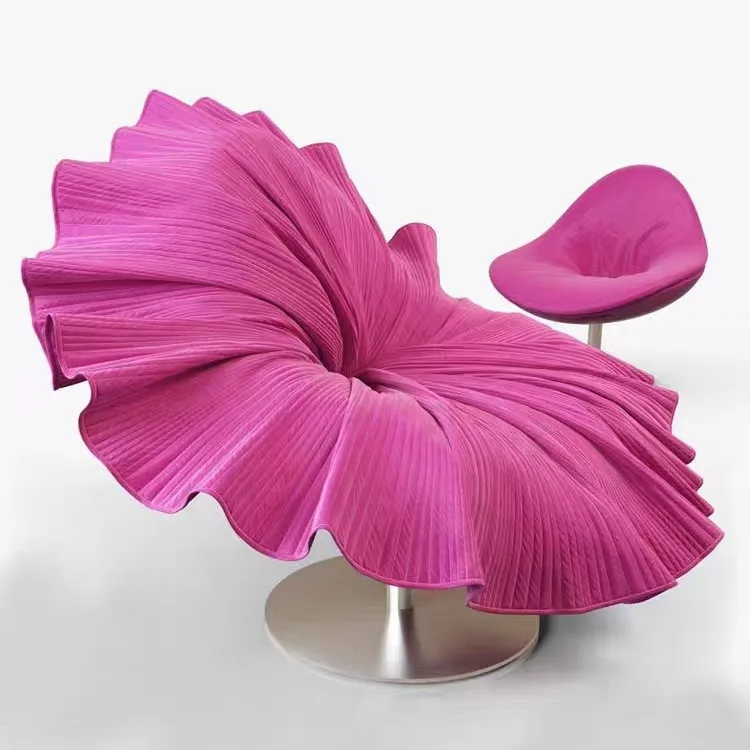 Italian Design Luxury Soft Chair Modern Velvet Petal Armchair for Living Room Furniture