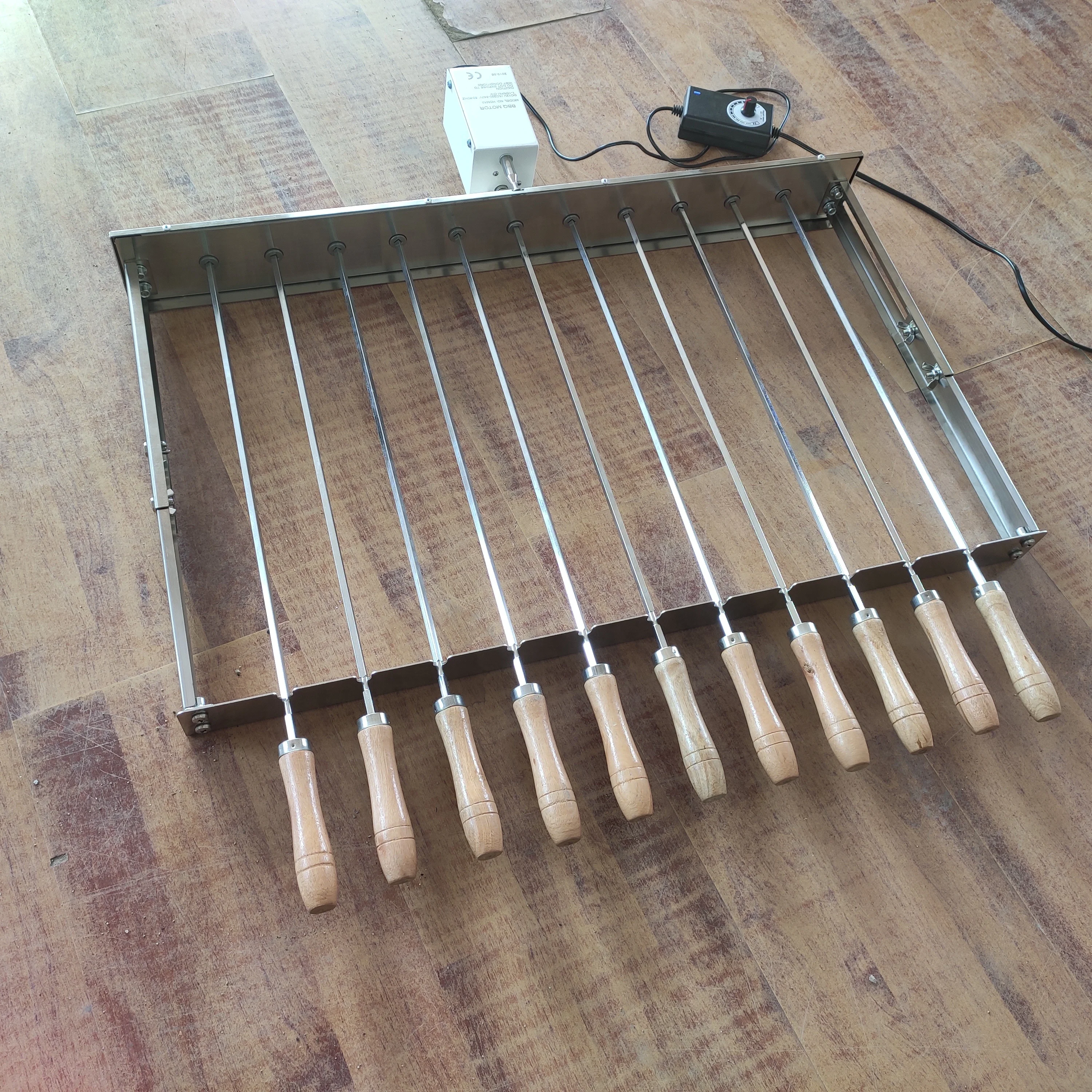 Churrasqueira Eletrica BBQ Skewer Gear Machine Automatic