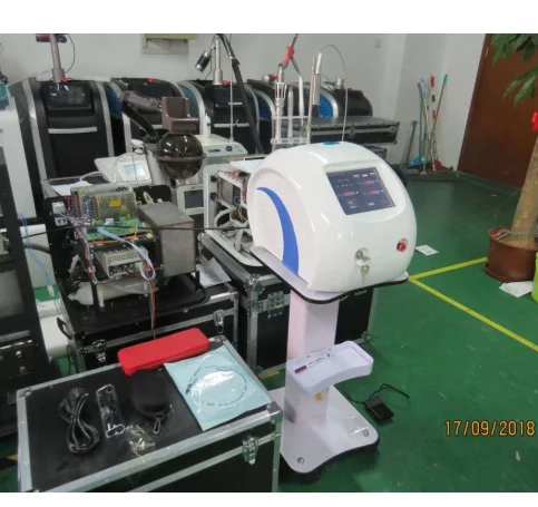 980nm Medical Diode Laser Machine Vascular Removal with Pore Remover Pigmentation Correctors Skin Tightening Hand Treatments