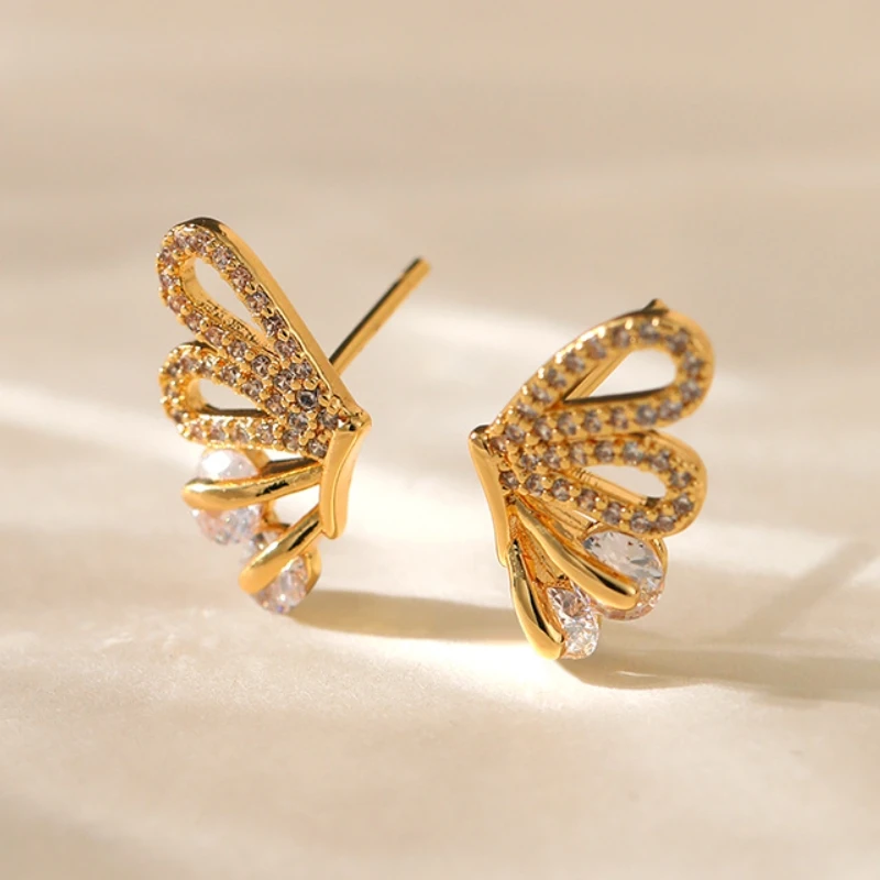 Creative Design Exquisite Symmetry Butterfly Earrings 18K Gold Plated Classy Women Earrings