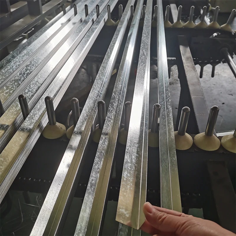Lightweight steel wall studs steel profile 30x30mm galvanized steel wall angle