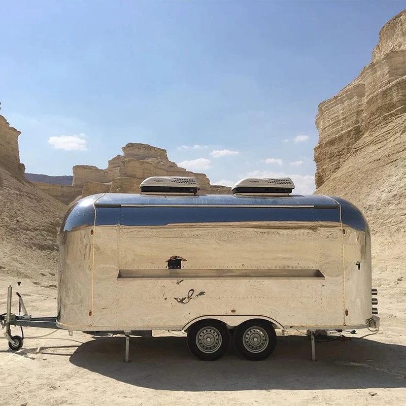 Mars Science Fiction Food Truck Hot Dog Mobile Street Burger Trailer Rounder Model Style Food Cart Commercial Ice Cream Car