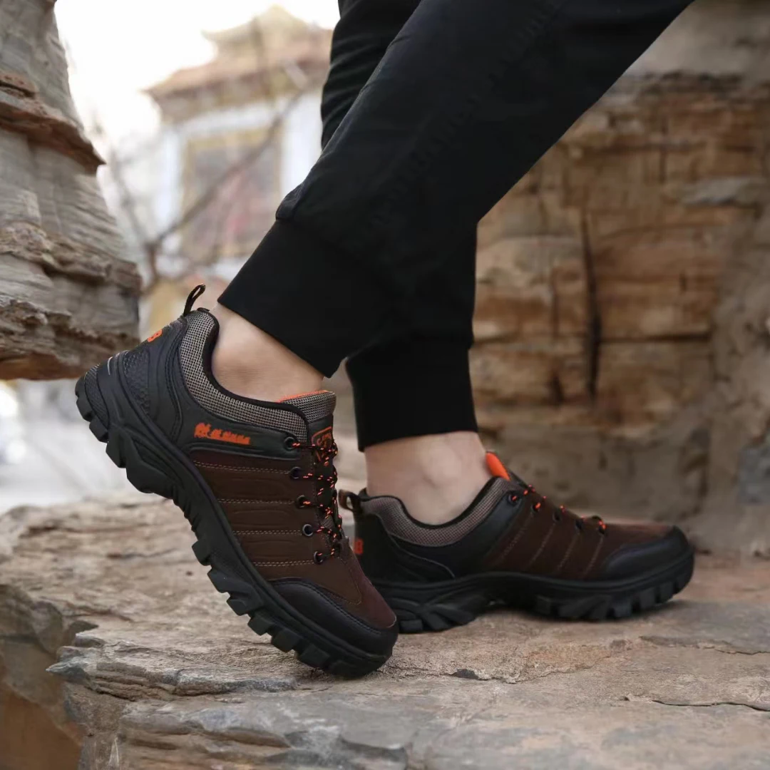 Cheap stock wholesale outdoor leather sports hiking shoes for men women big size 36-48 walking running sport casual shoes