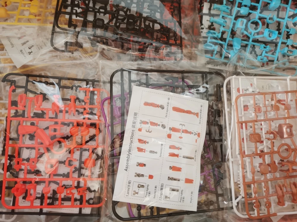 Funny multi-jointed movable robot toy plastic 13 articulated action robot figure dummy toy