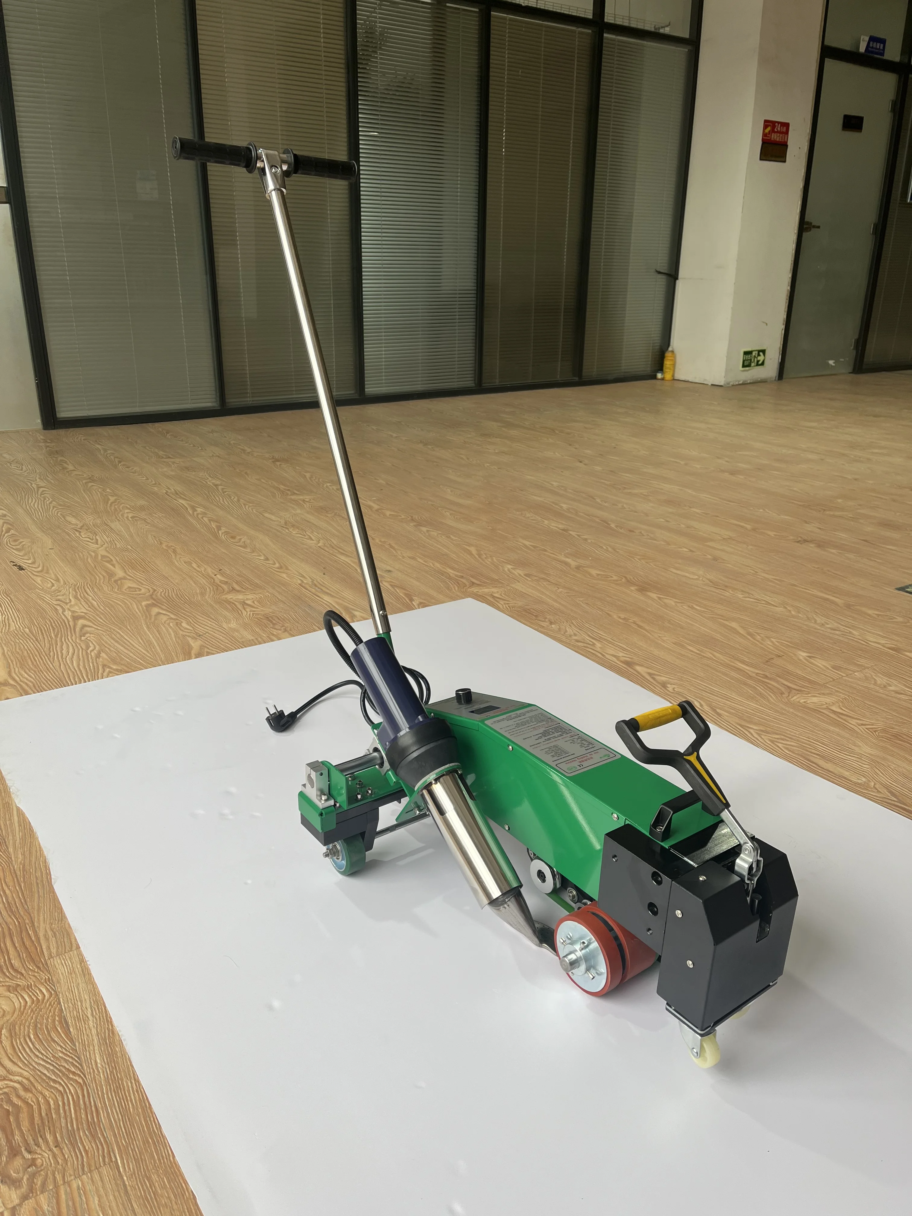 Filament Welding Machine Rubber on Blackout Fabric Welding Tarpaulin Seaming welder