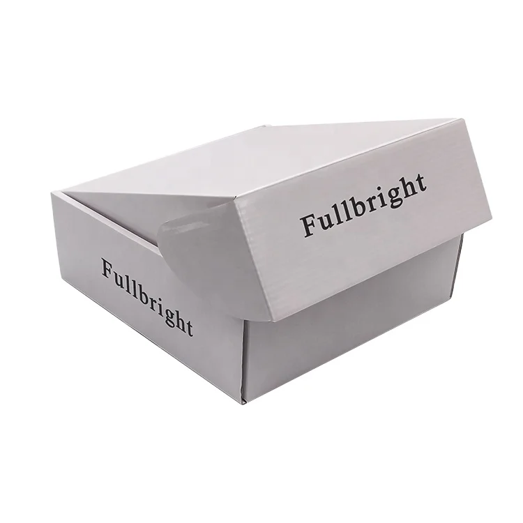 Изготовленная на заказ почтовая упаковочная коробка белая Персонализированная с логотипом и узором из гофрированного картона
