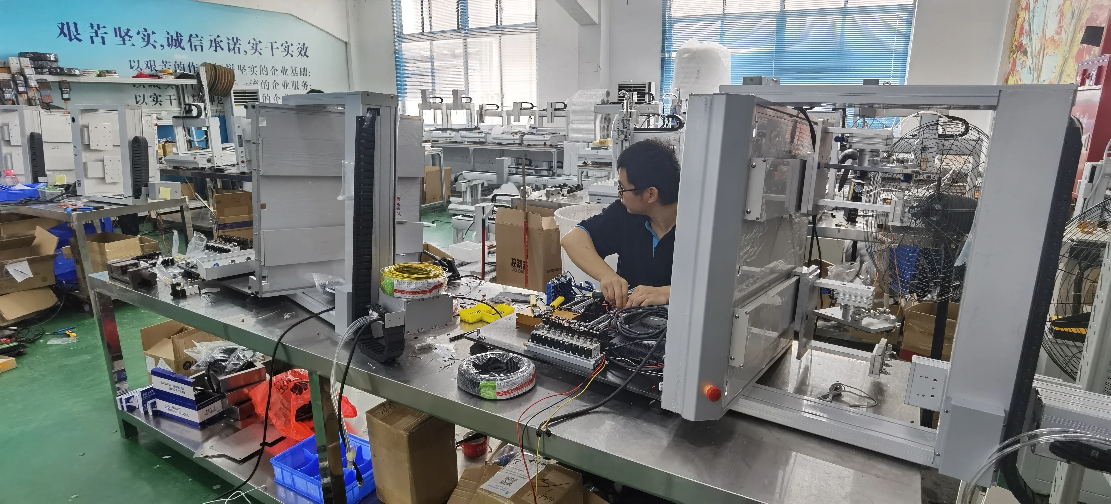 
Recommended Reasonable Price Durable Screw Floating Lock Screws Machine Automatic Price 