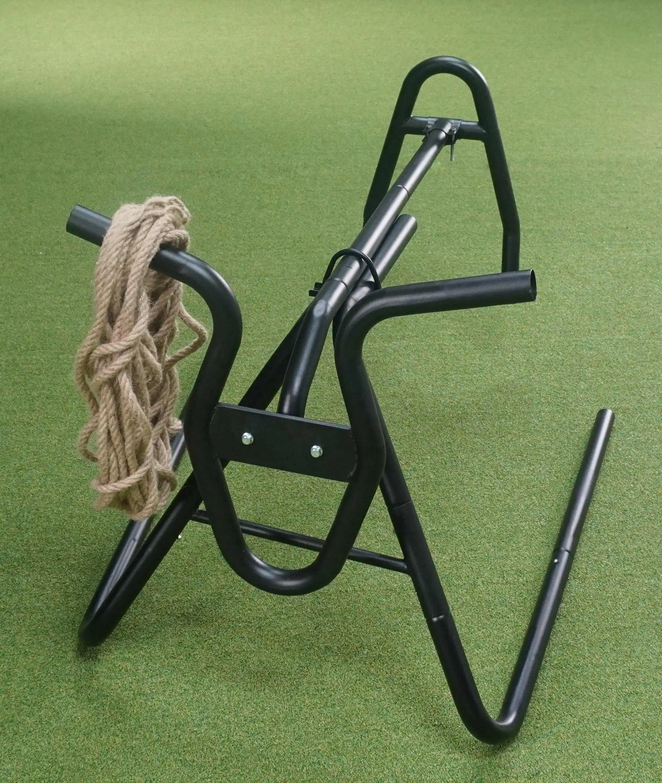 Southwestern Equine Cowboy Roping Dummy Heading and Heeling Dummy Metal Roping Dummy for Training and Practice