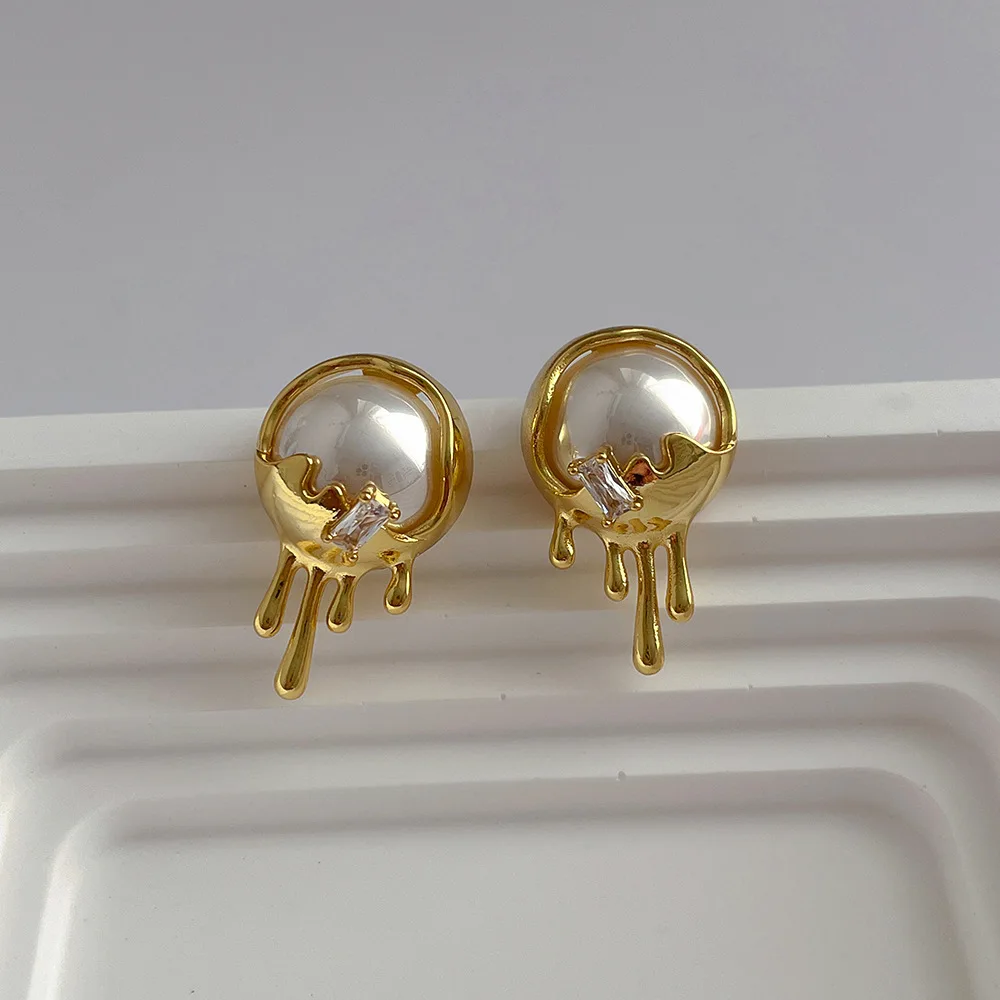 Wholesale Gold Plating High Polished CZ Round Pearl Earrings Popular 925 Silver Pins Diamond Pearl Stud Earrings