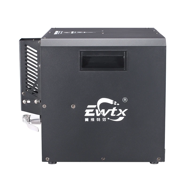 Double-valve double-pump design, manual shaking head DMX control, easy-to-operate flamethrower