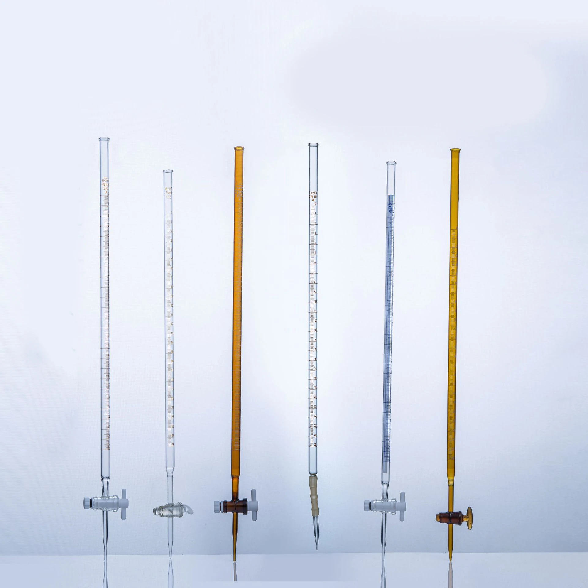 Laboratory Disposable Sterile Glass 10ml 25ml 50ml 100ml Acid Burette With PTFE Stopcock