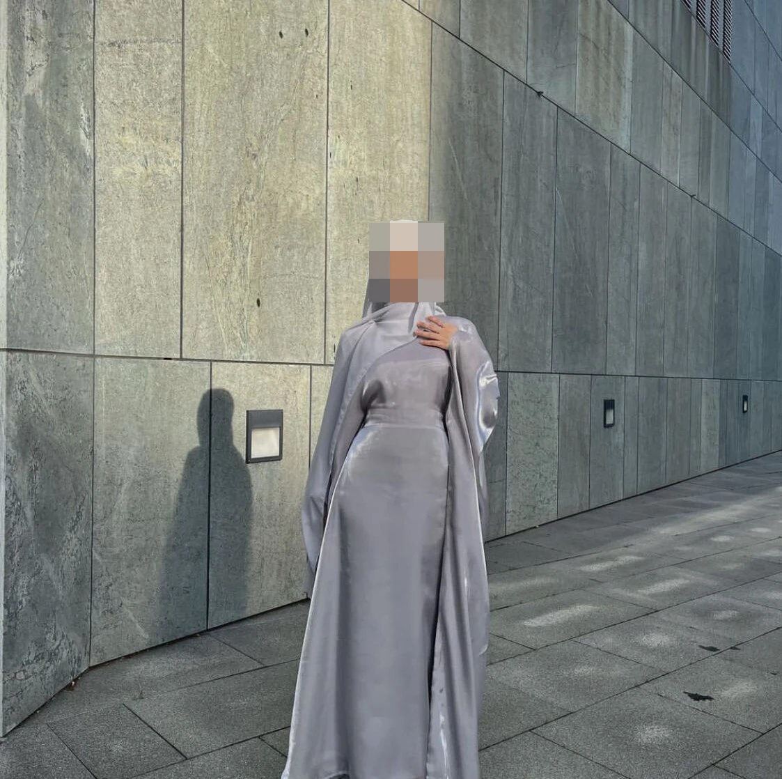 2024 U.Chic Modest OEM Women Dresses Abaya Bright Fabric Pure Color Women Hijab Women Muslim Clothing