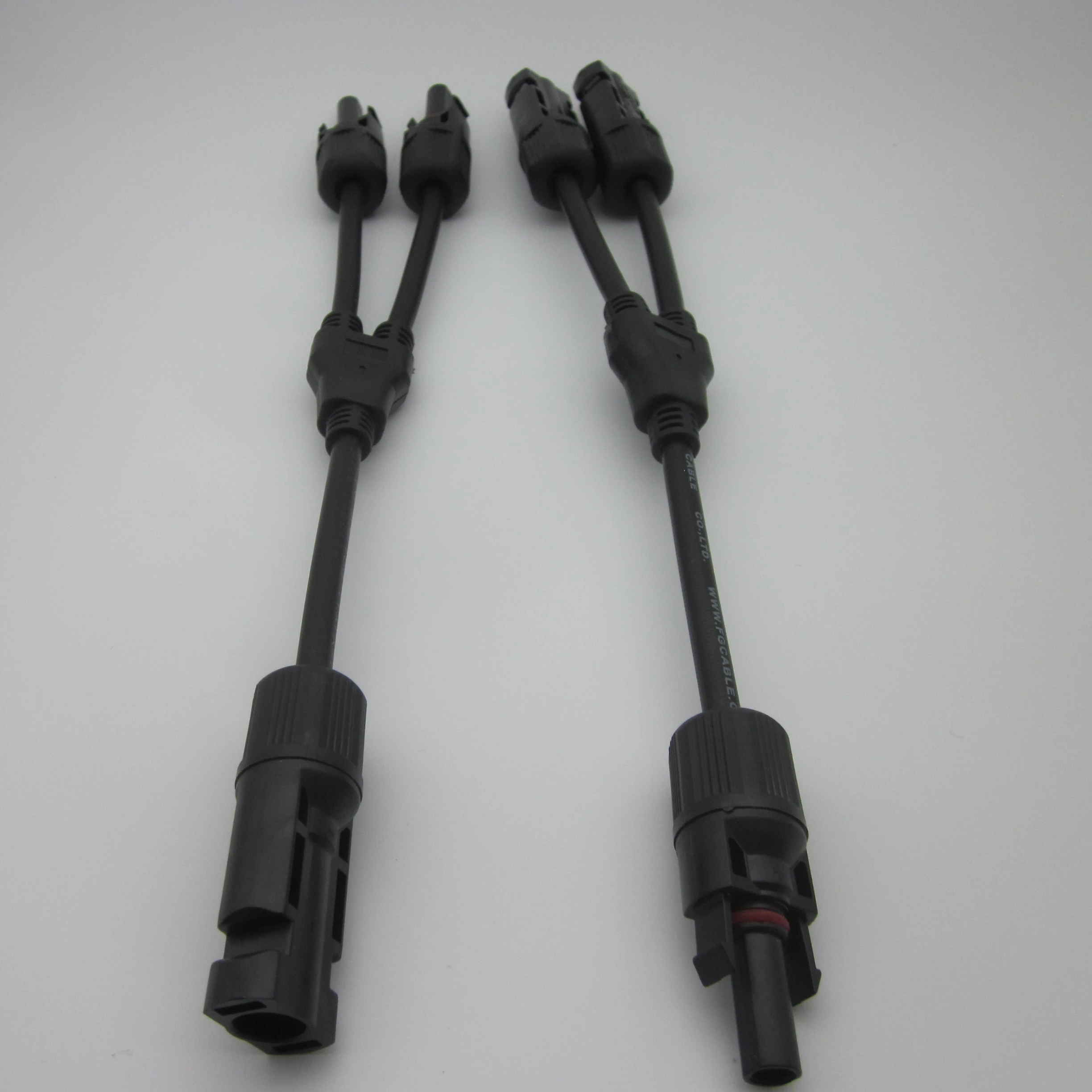 2 To 1 pin  PV Cable Connector Y Branch Solar Connector and Waterproof Connectors