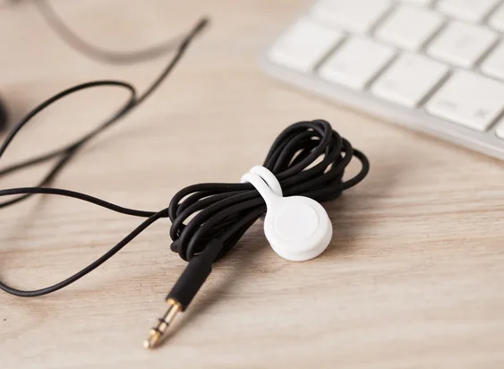 Magnet headset winder mobile phone headset winder data cable winding