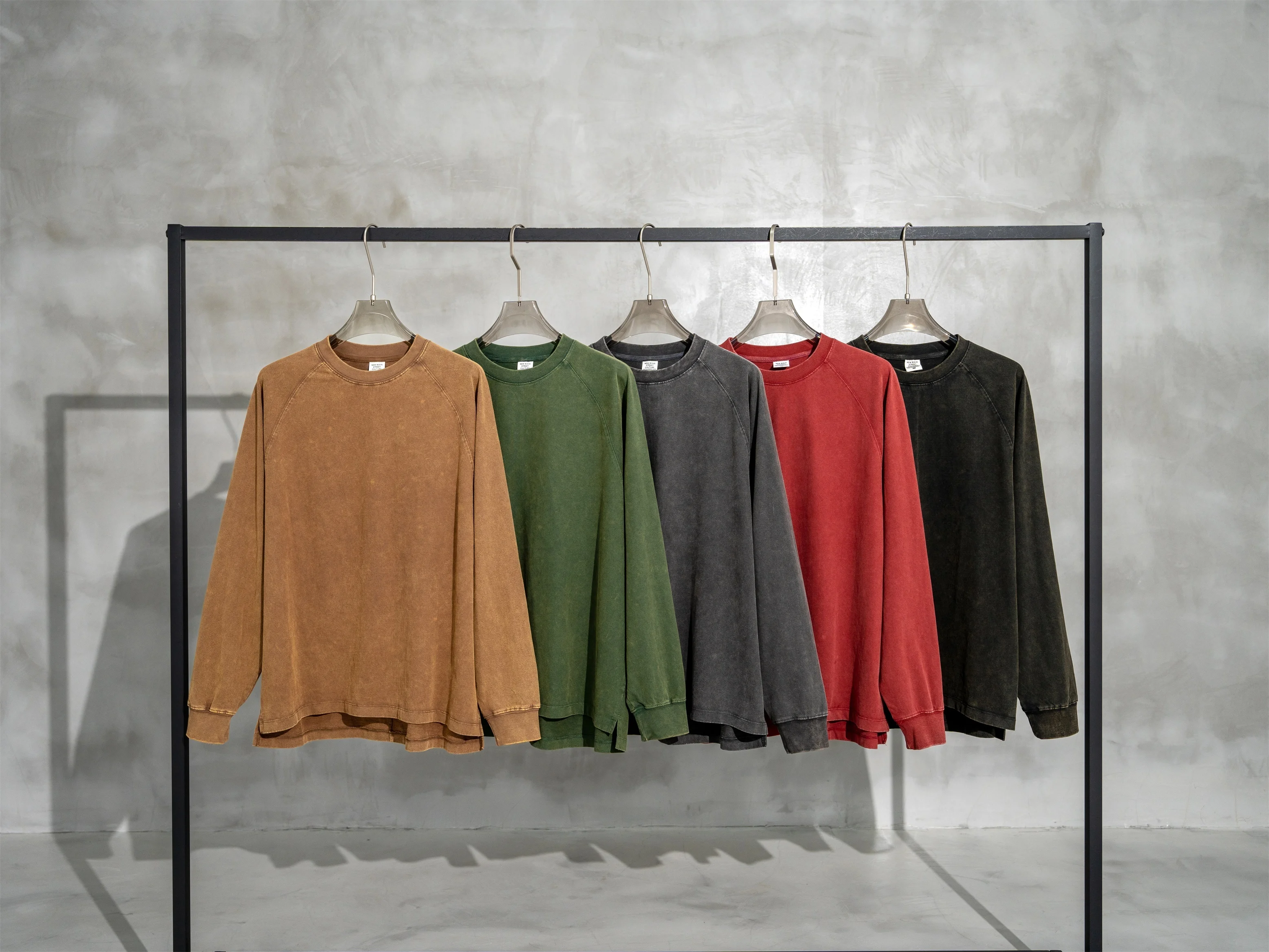 New design high quality soft brushed cotton acid wash t shirts raglan long sleeve vintage streetwear back longer t-shirts for me