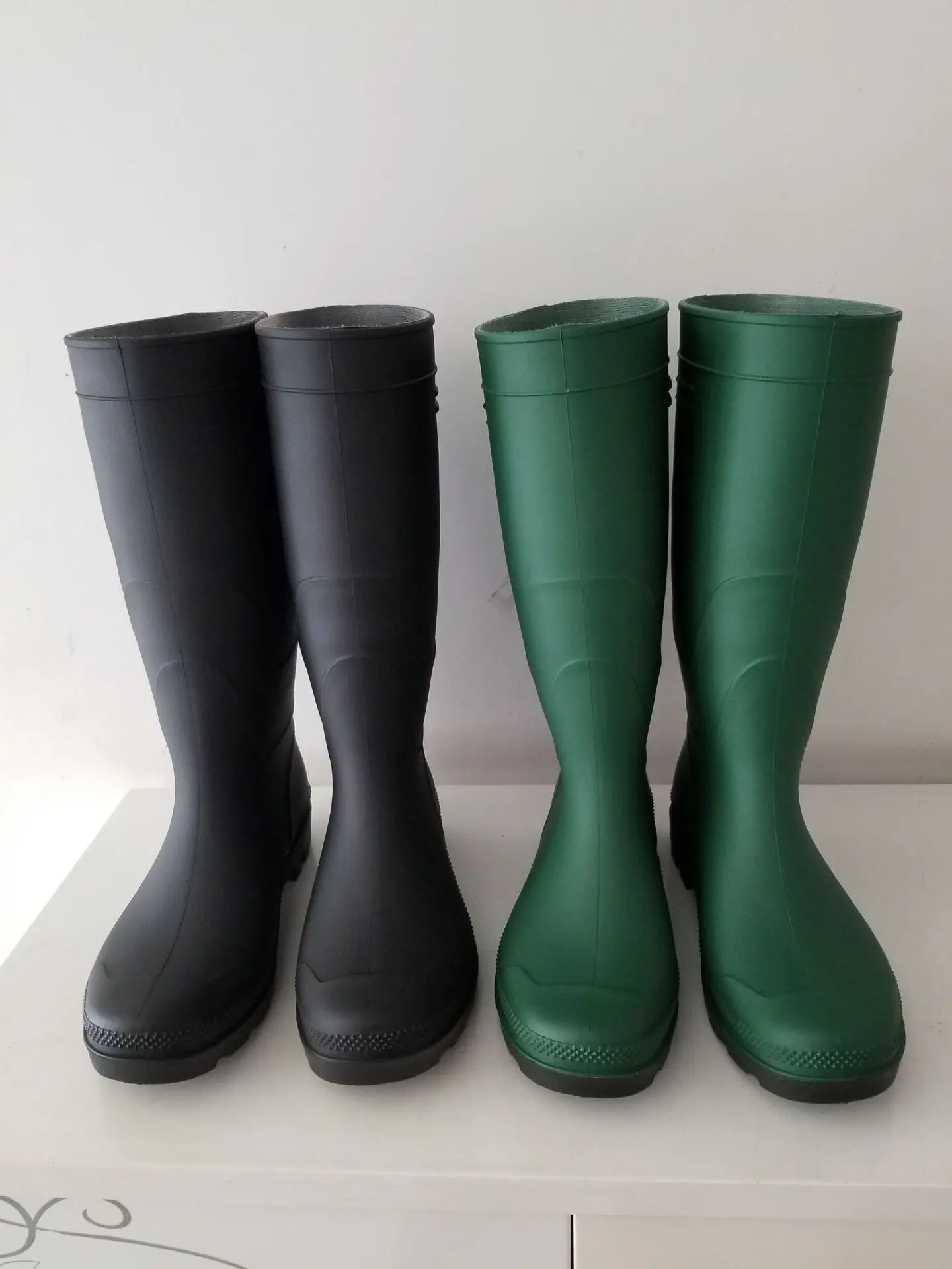 Custom pvc boots plastic work shoes men women anti-slip waterproof steel toe rain boots medical shoes