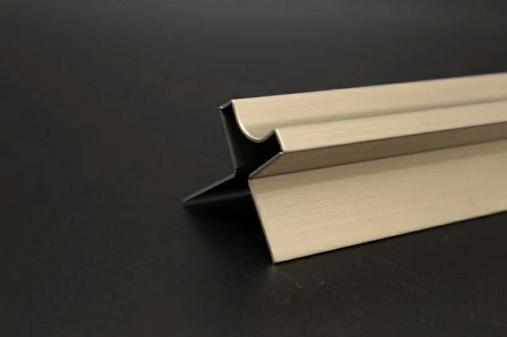 Лучшее качество, Лидер продаж, прочный античный профиль из нержавеющей стали, профиль из нержавеющей стали