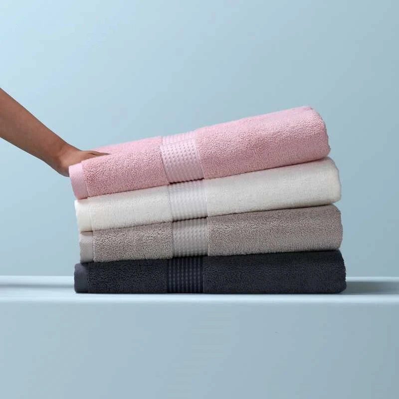 Wholesale Solid  high-quality 100% cotton long-staple cotton bath towel