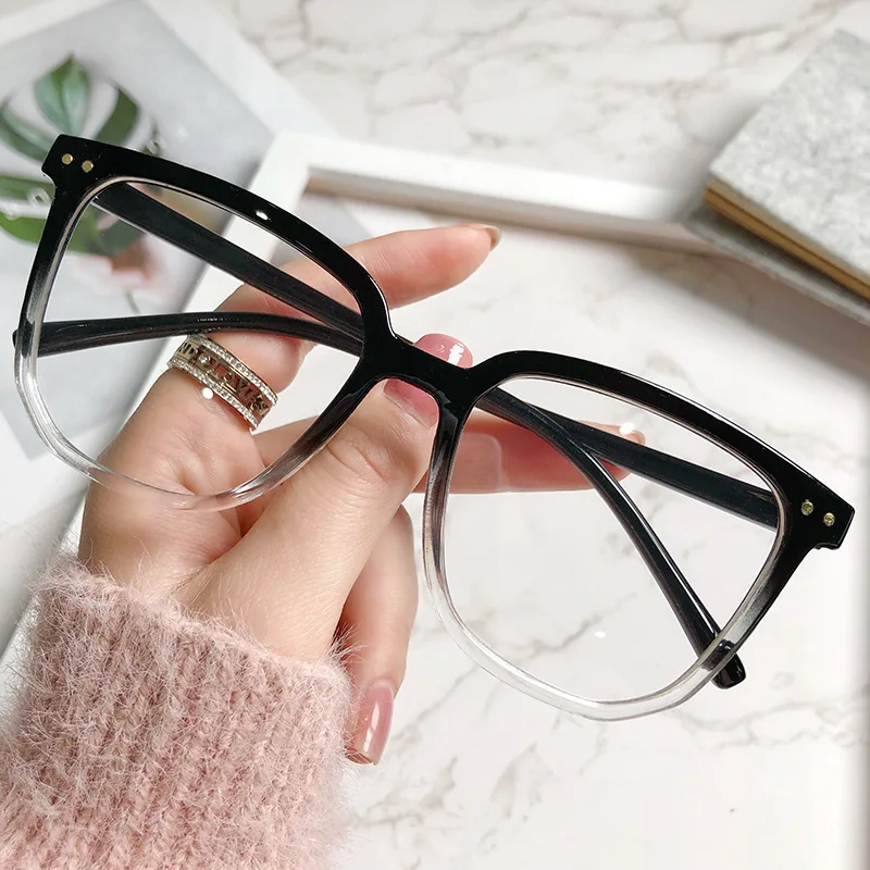 Wholesale of new anti blue light glasses for men and women, Korean version plain face glasses frame, finished myopia glasses