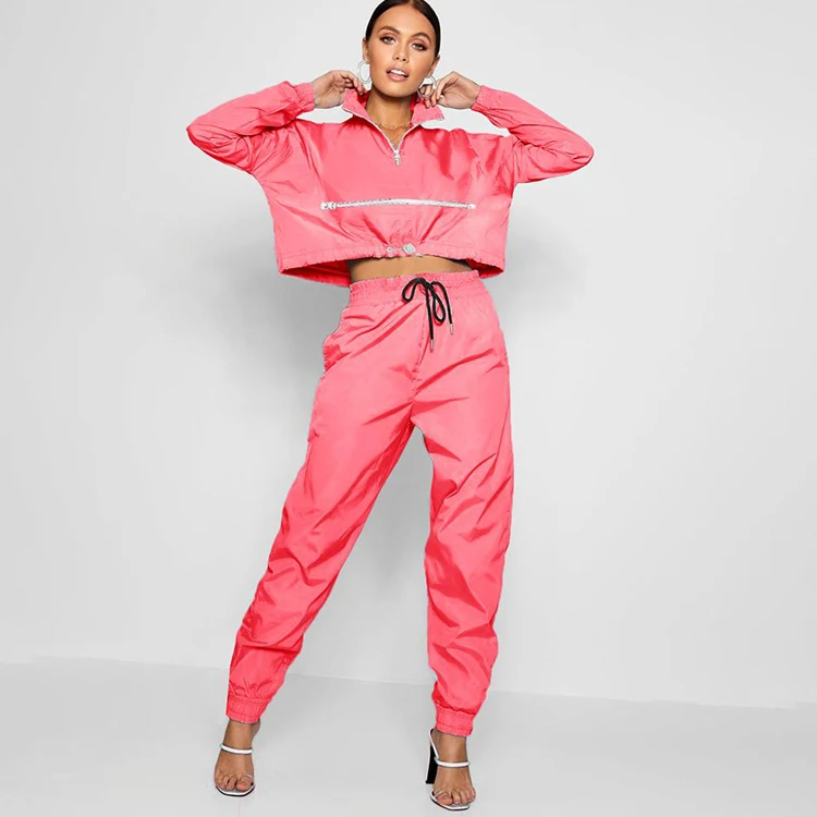 OEM Wholesale Custom Trouser With An Elasticized Cargo Pockets Fashion Womens Tracksuit Couple Polyester Tracksuits