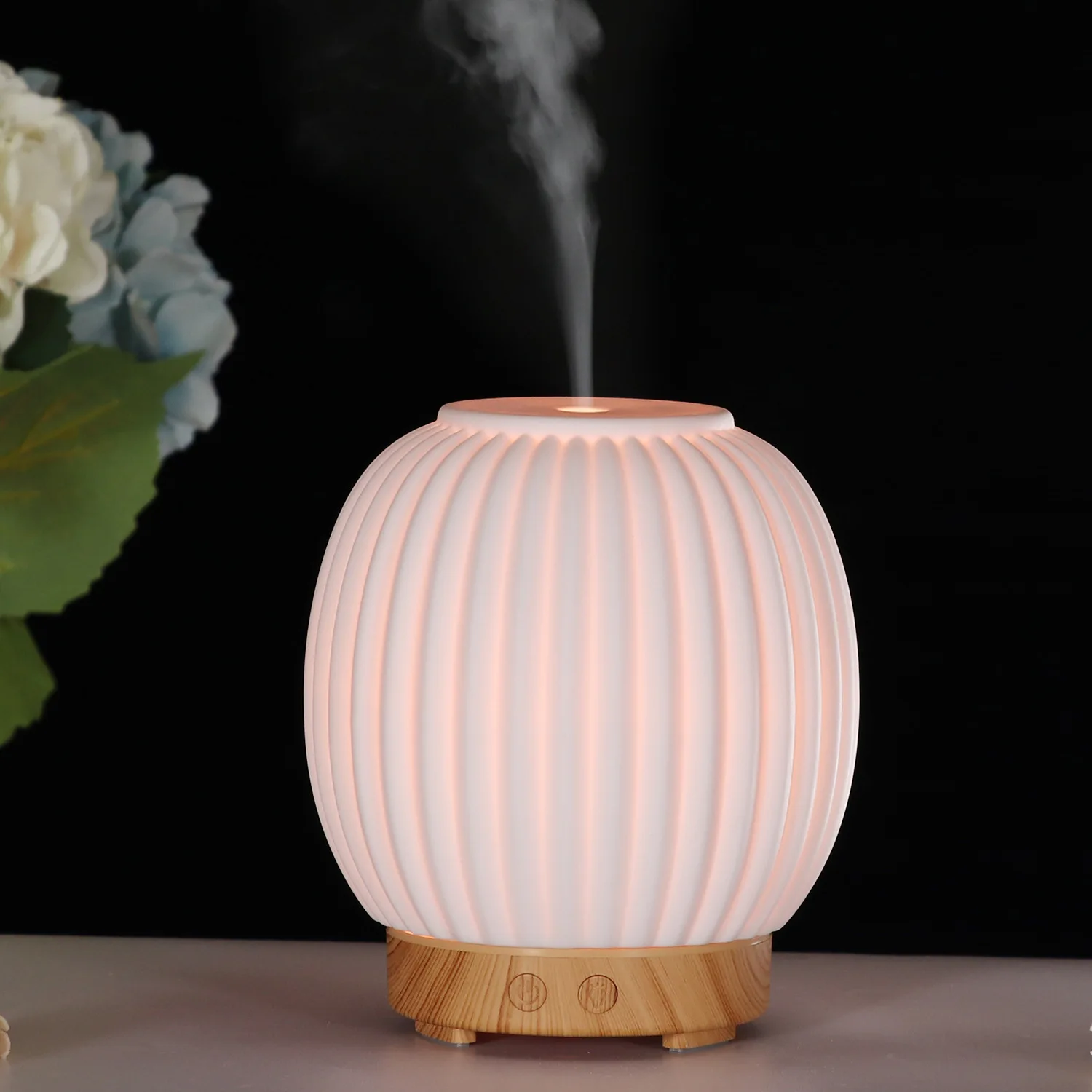 Luxury  100ml Ceramic Essential Oil Transducer Humidifier Electric Ultrasonic Air Humidifier Aroma Diffuser Purifier