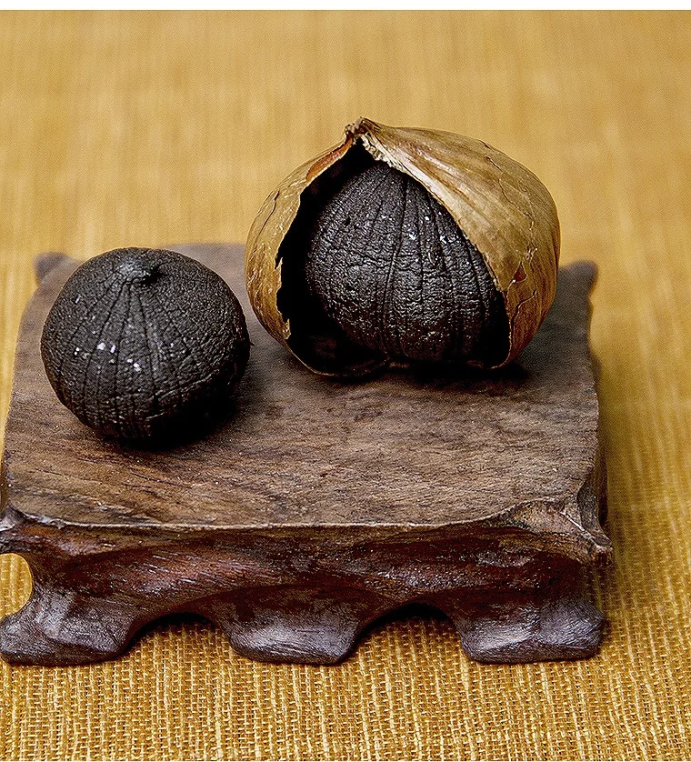 factory price premium quality garlic hearlty snack food 100% pure organic black garlic