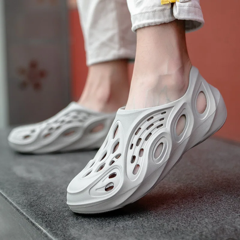  2021 Wholesale outdoor summer fashion Slippers Sandals Mens Foam Runner Slides Slipper beach water