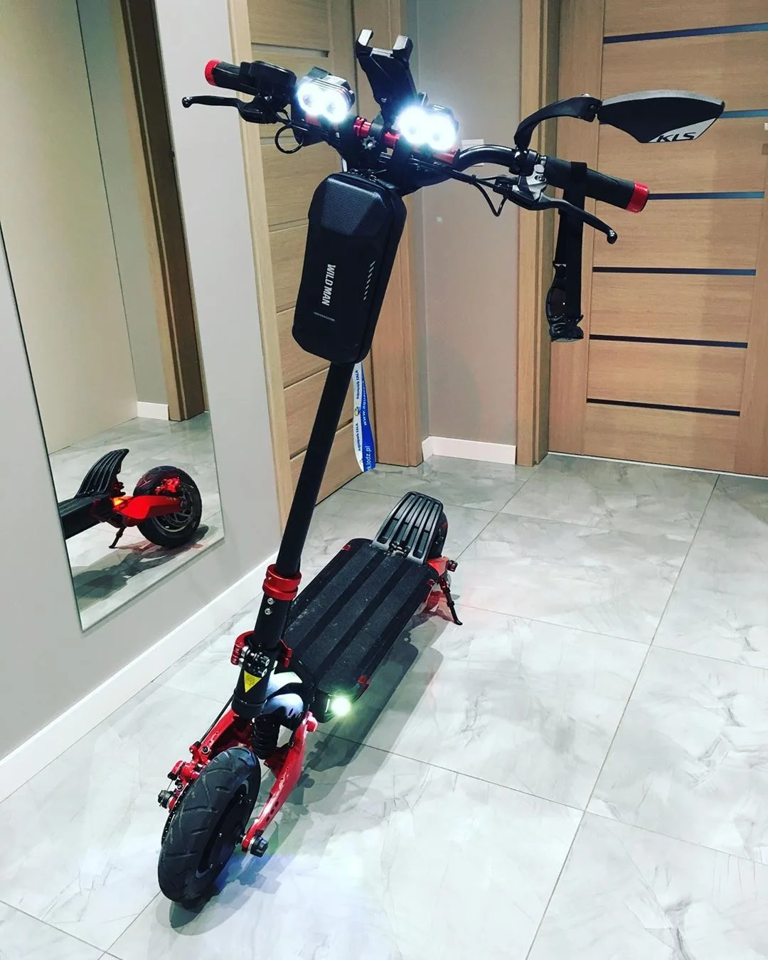 
Unicool 2020 Hot sale germany 2000w kugo elactric/electri zero10x e scooter for adult 
