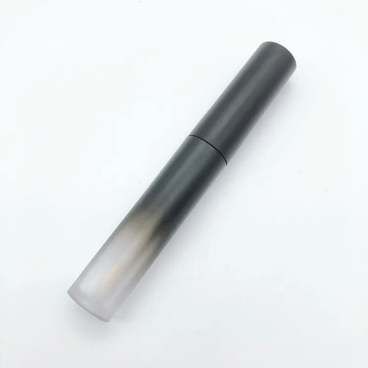 Remove empty containers from plastic packaging of lip gloss tubes