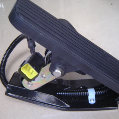 Comesys F3-122-131 ускоритель используется для curtis вилочный погрузчик мотора контроллера