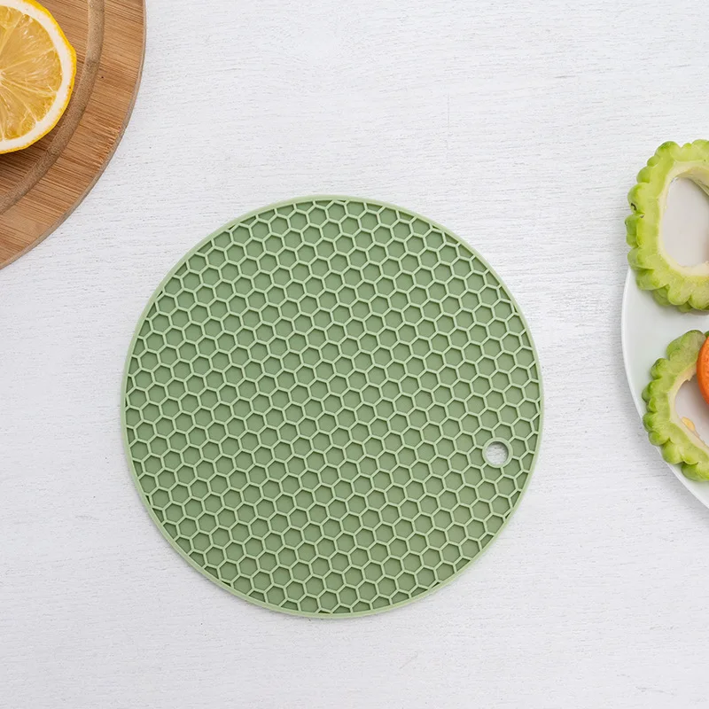 Round honeycomb silicone placemat anti-scalding non-slip mat The table mat with heat insulation function is easy to clean