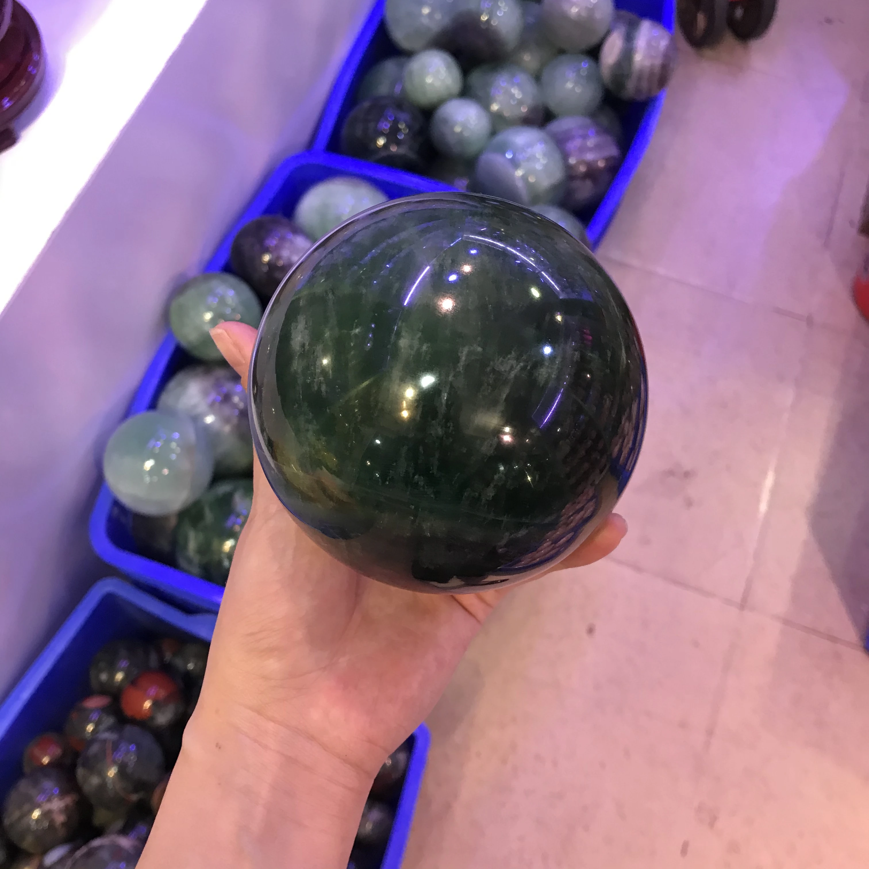 
Wholesale cheap Natural rainbow Fluorite quartz crystal sphere balls Gemstone Ball Divination decoration Healing Crystals 