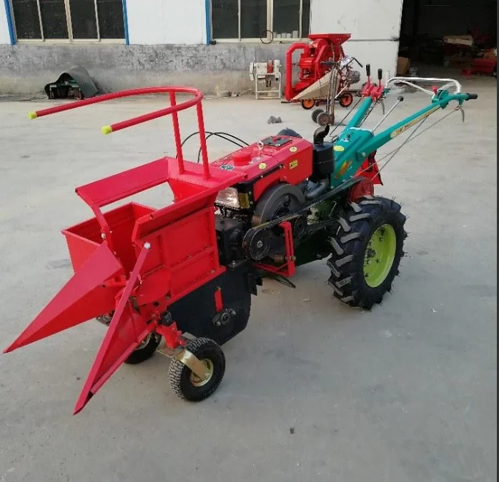 Self-propelled diesel corn thresher and husker - Self-propelled walking corn harvester machine