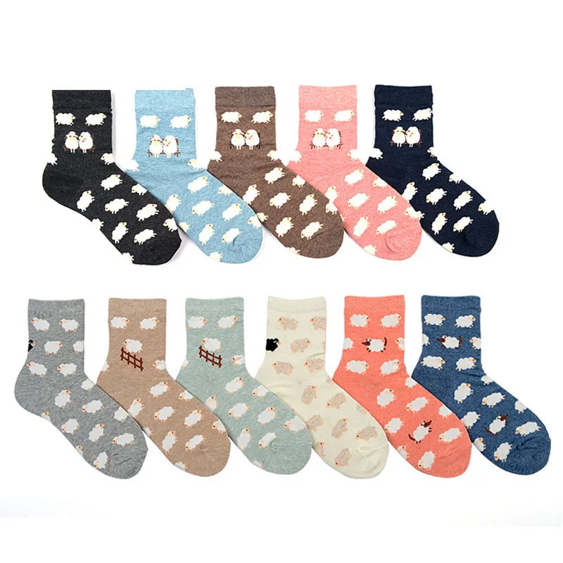 Hot sale OEM wholesale supply Custom sheep women soft pretty socks
