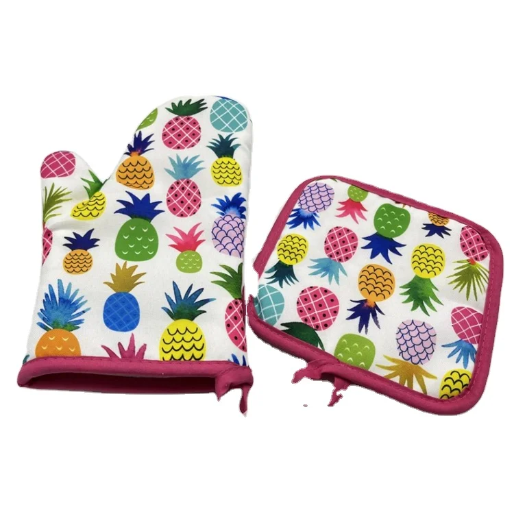 Custom logo oven gloves set evil eye design cotton microwave oven gloves and mat
