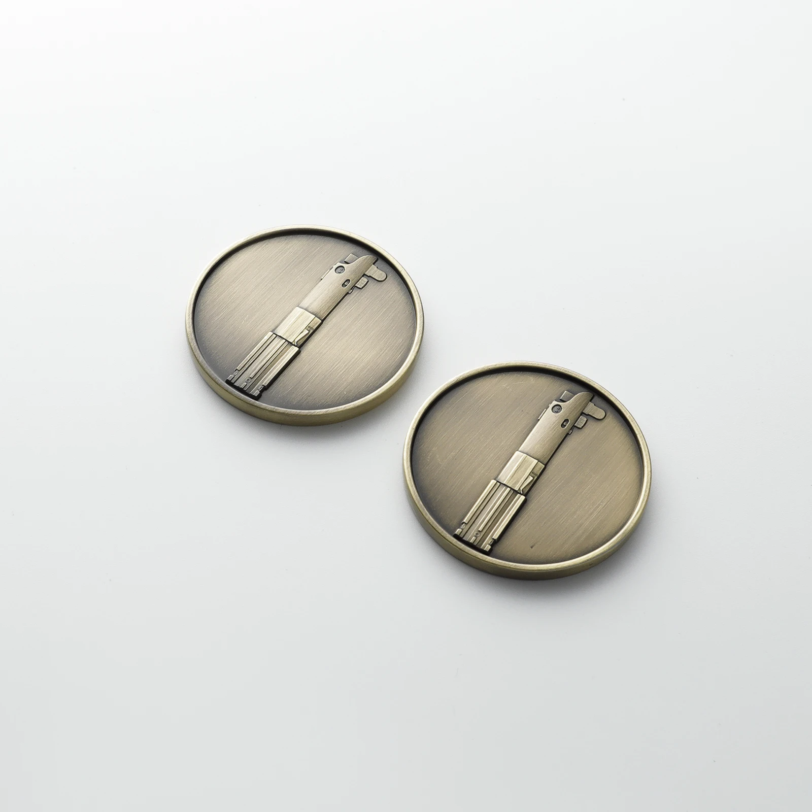 Lgt Saberstudio saber wholesale commemorative coins in Star the Wars Toy high quality 4.5 cm in diameter and 0.4 cm in thickness