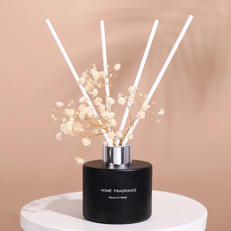 Wholesale of fresh and long-lasting non fire aromatherapy essential oils for household bedrooms toilets and cars