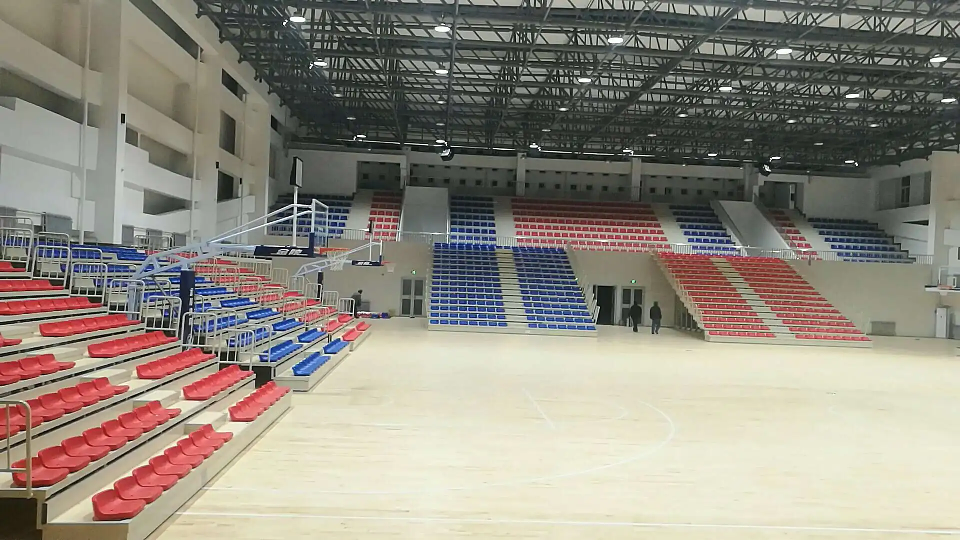 
Factory price indoor gym Retractable bleacher mobile telescopic tribune with folding chair 